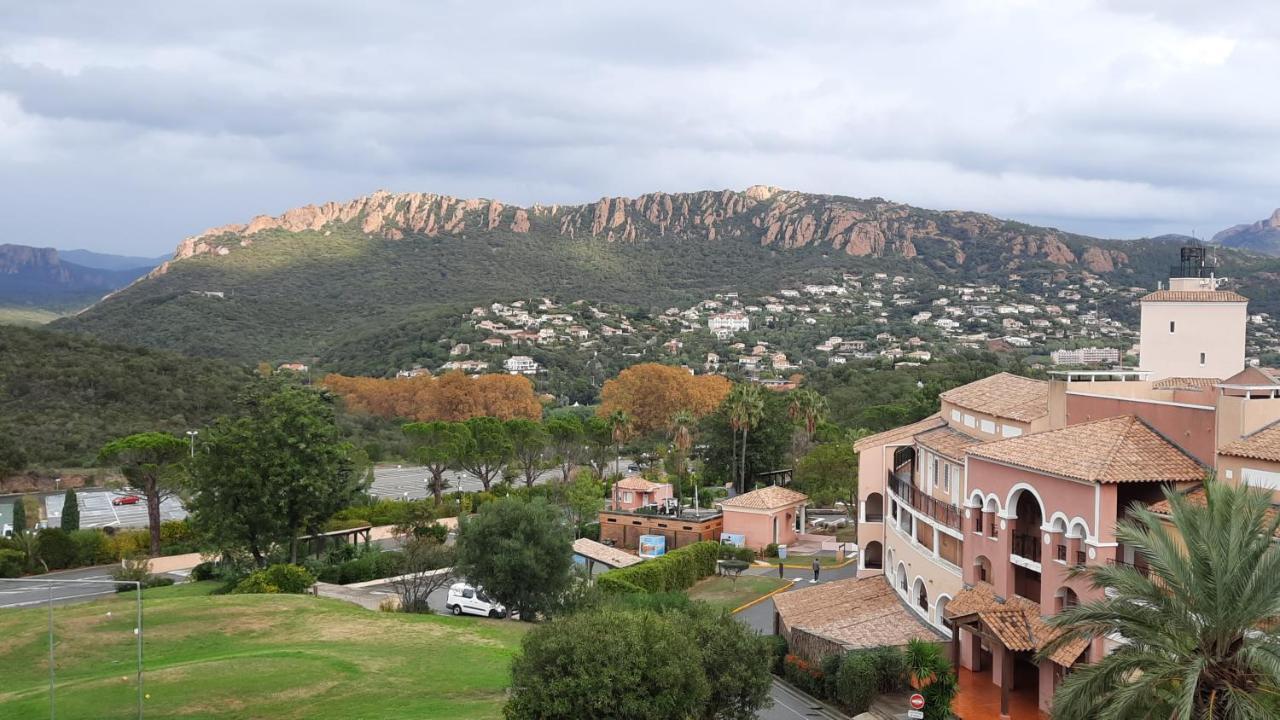 Huuummm C'Est La ! Beau T2 Cap Esterel Village Avec Clim ! Saint-Raphaël Εξωτερικό φωτογραφία