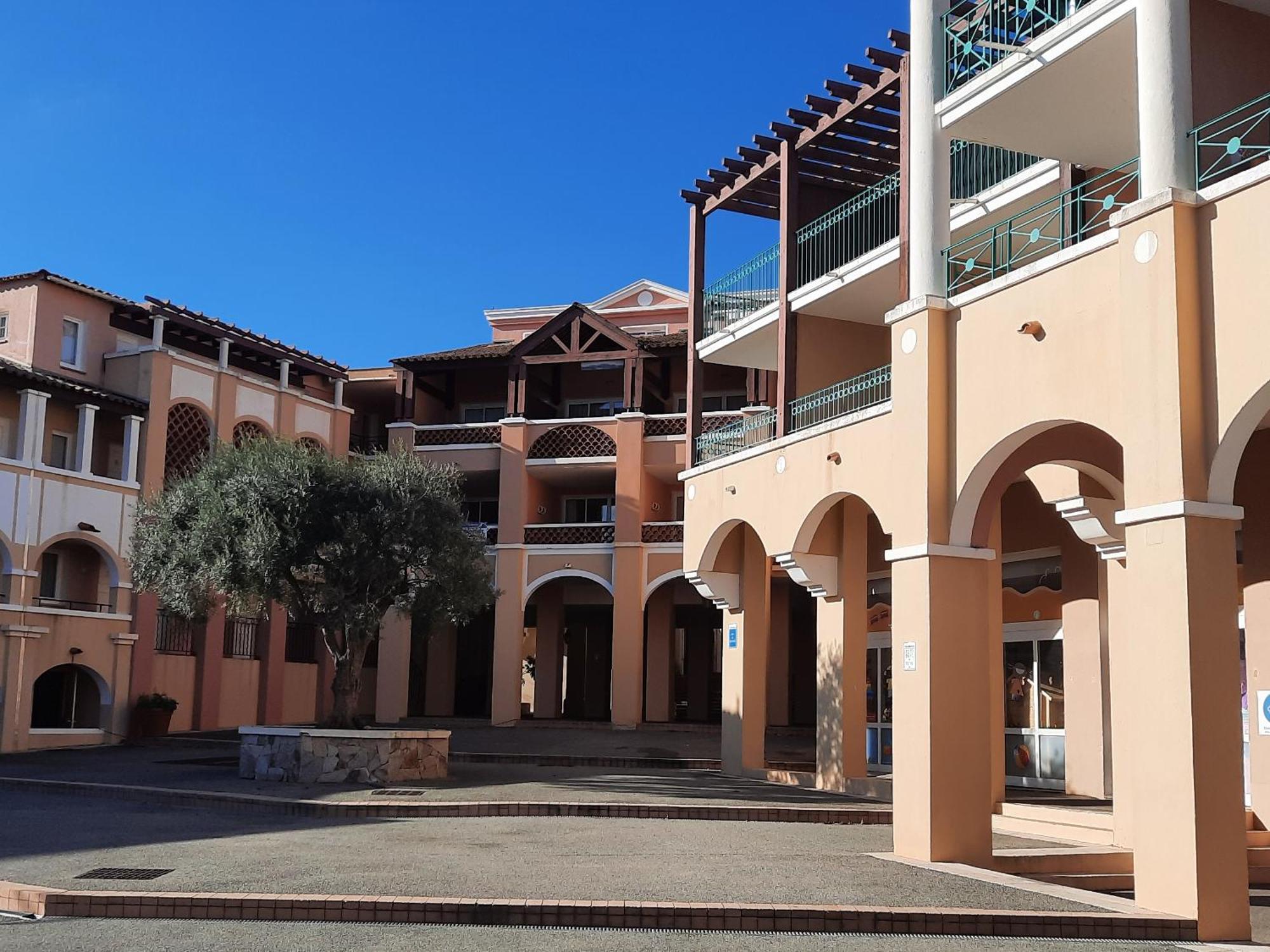 Huuummm C'Est La ! Beau T2 Cap Esterel Village Avec Clim ! Saint-Raphaël Εξωτερικό φωτογραφία